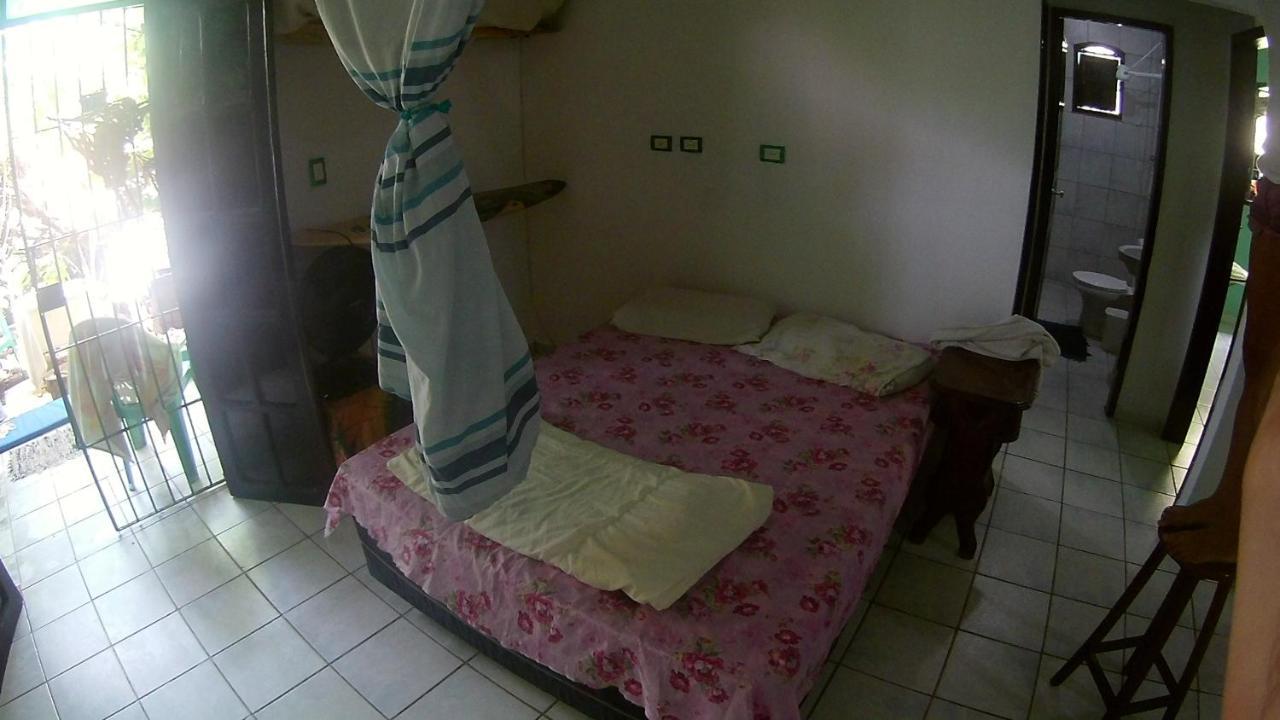 Hostel Atelie Uba Порту-де-Галиньяш Экстерьер фото